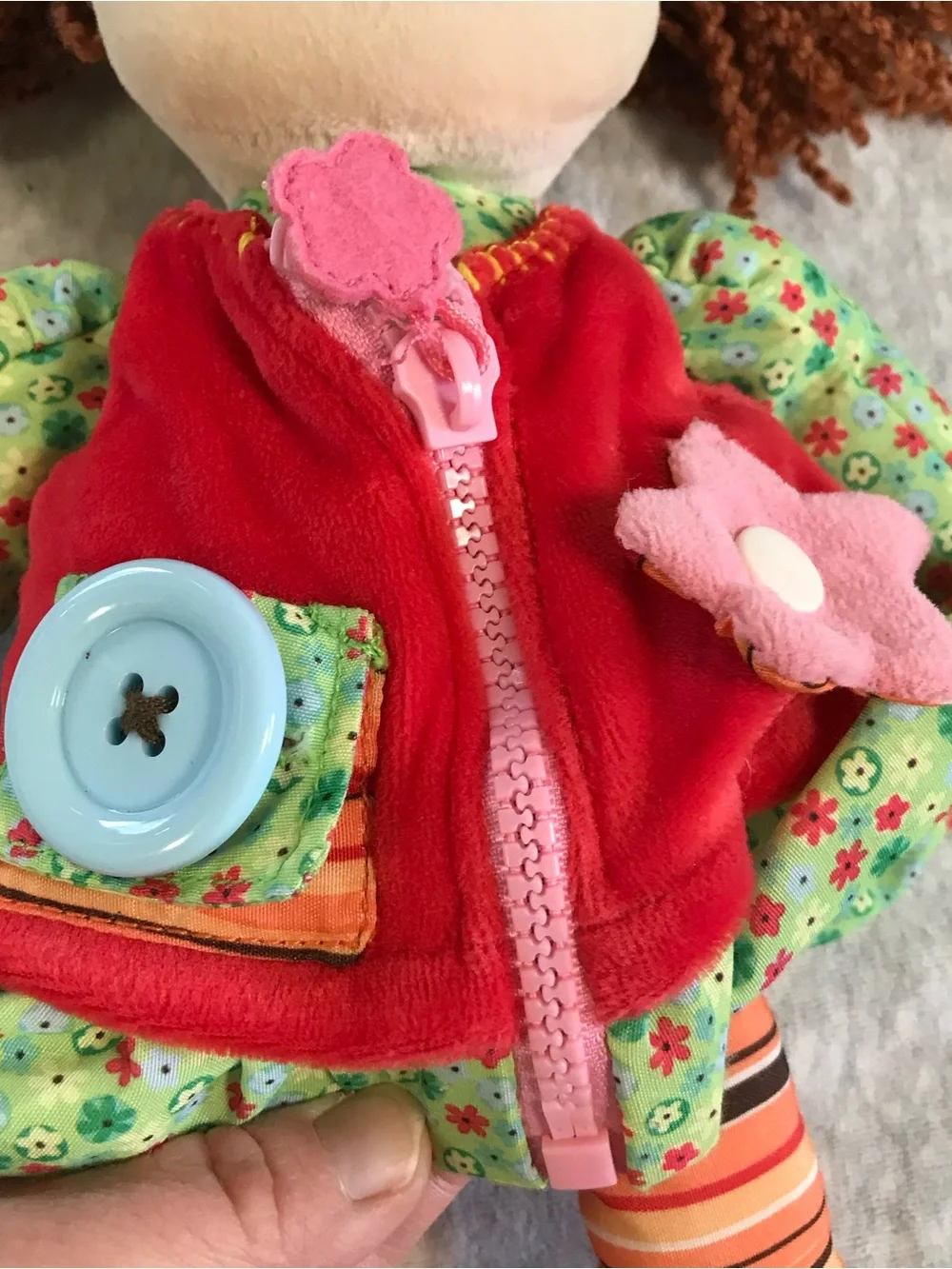 Carters “Teach Me To Dress” cloth Doll Yarn Hair Plush Toy Zip Snap Buckle